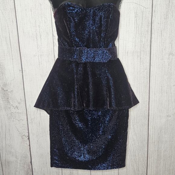 VTG Hearts - Black/Blue Sparkle 3 Piece Skirt Set - Skirt, Top, & Belt - Picture 3 of 9